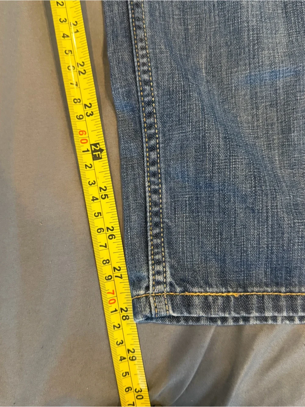 vintage Levi's 505 Straight Leg Jeans Men's 34x30 Blue denim fade Y2K